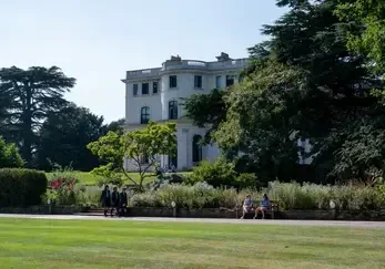 Bespoke in-house English and Maths exam preparation for elite UK day and boarding schools.