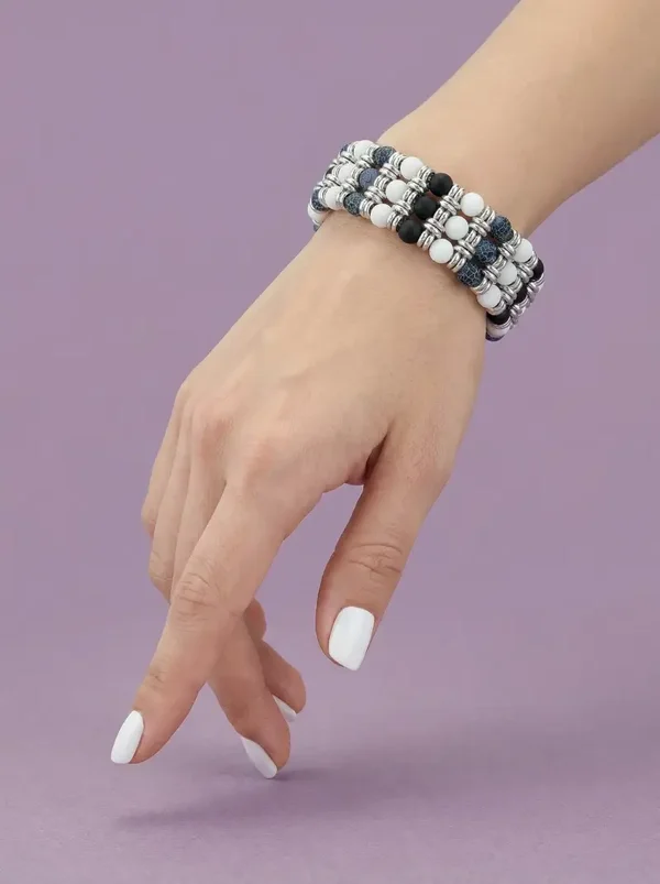 💜 Wit, zwart & zilver – krachtige stijlvolle armband
