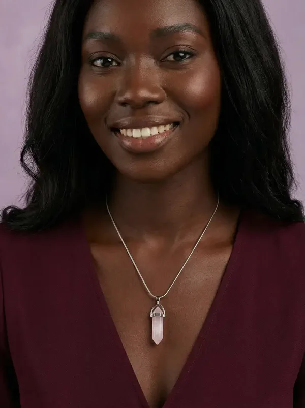 Crystal Hanger Puntvorm – Gekleurd crystal– Zilverkleurige Kap – Ketting Hanger