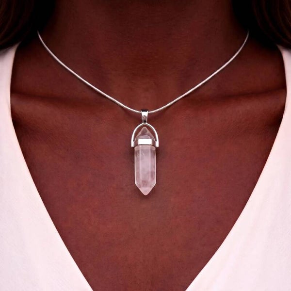 💜 Puntvorm hanger – gekleurd crystal met zilverkleurige kap