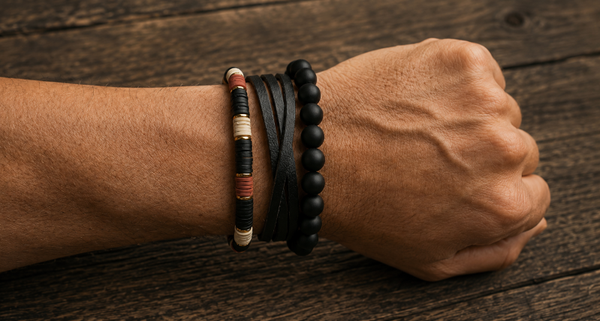 Unisex armbandenset donker warm – leer en matte kralen