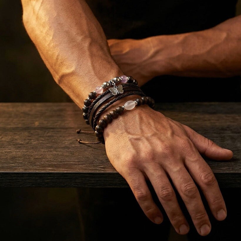 🖤 Donkere tinten met subtiele details. 🖤 Stoere uitstraling met een rustige balans.