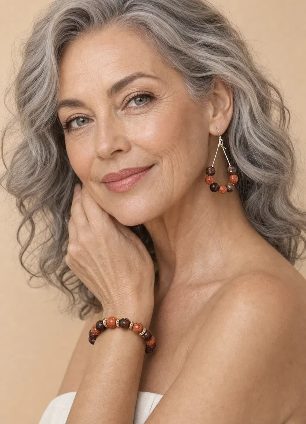 Oranje bruine kralenset – handgemaakte armband en oorbellen