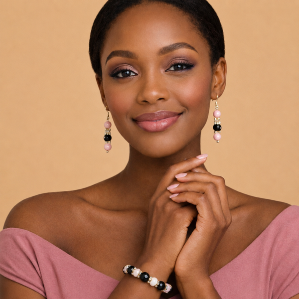 Roze zwarte kralenset in elegante stijl – handgemaakte armband en oorbellen