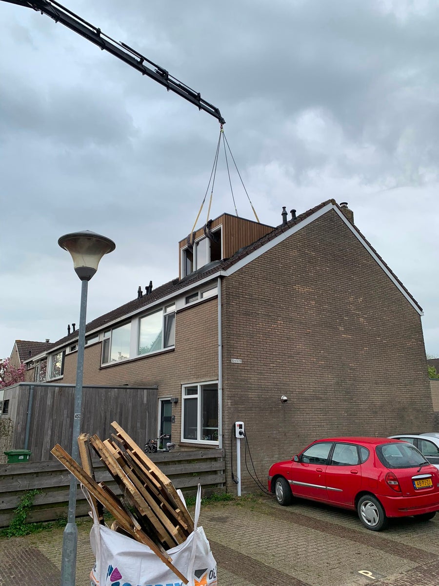 Dakkapel aan de buitenzijde van de woning in Middelburg