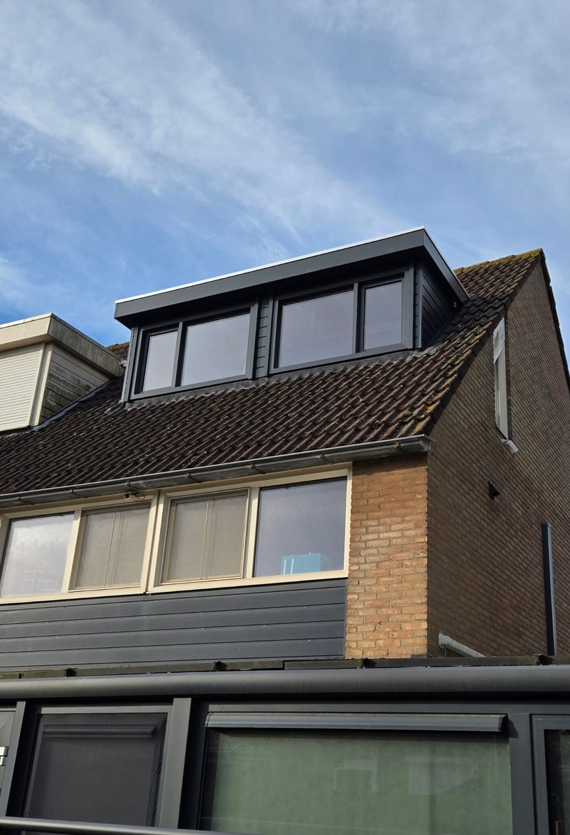 Dakkapel aan de achterzijde van een woning in Vlissingen