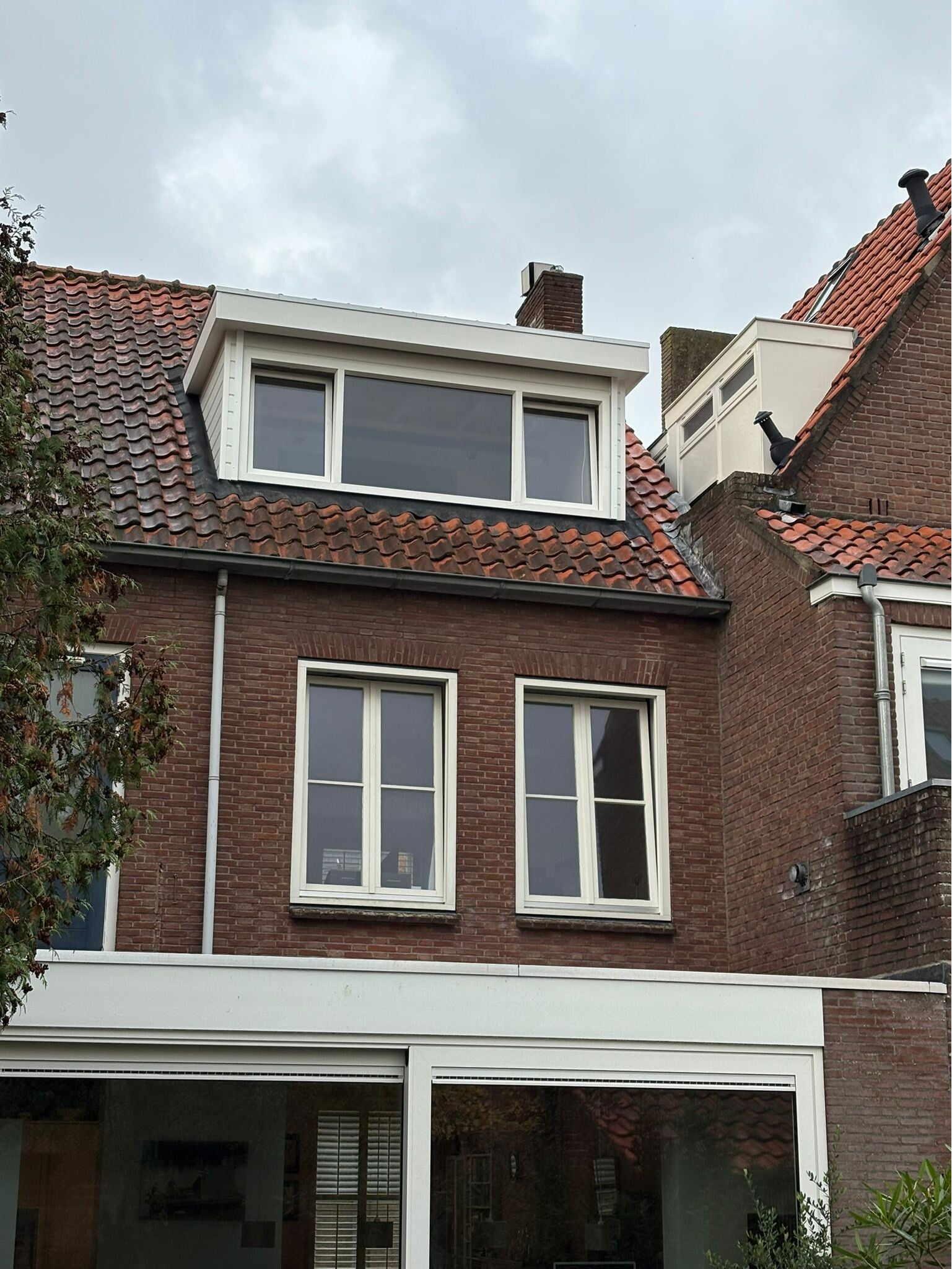 Prefab dakkapel geplaatst op een woning in Zeeland
