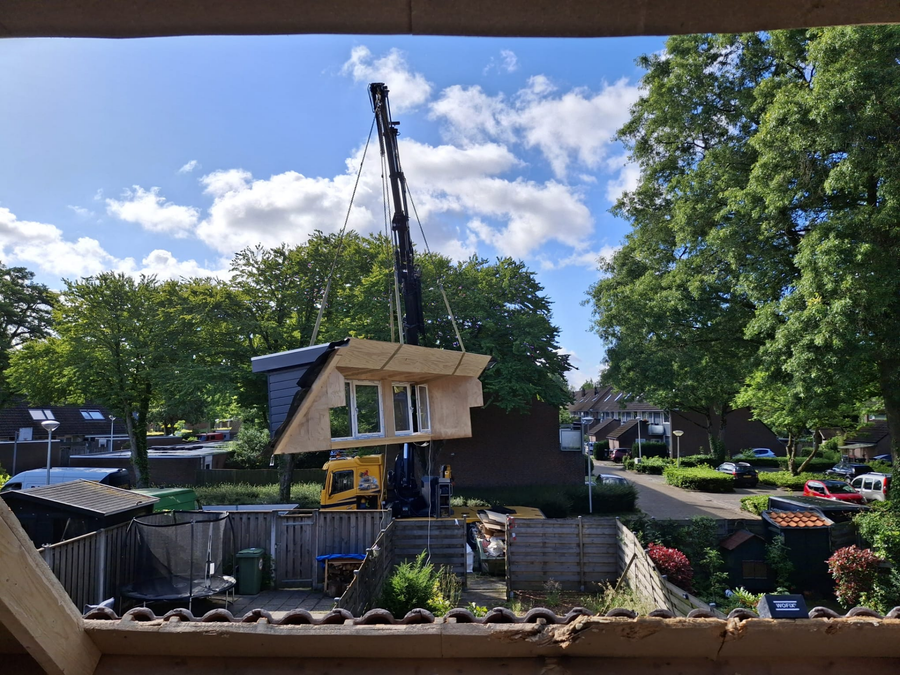 Nieuwe antraciete dakkapel in Bergen op Zoom