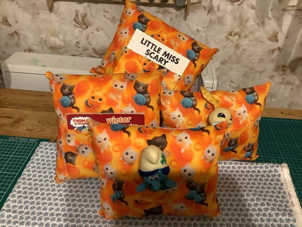 Story cushions