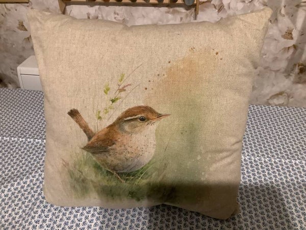Wrens cushions