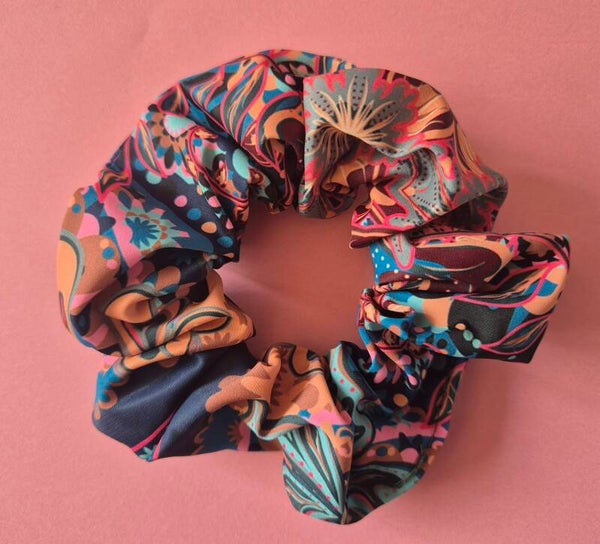 Iambec scrunchie