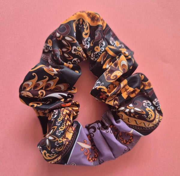Iambec scrunchie