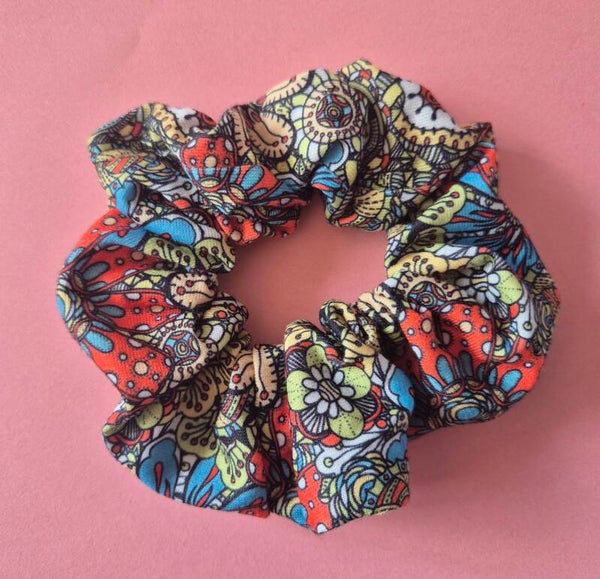 Iambec scrunchie