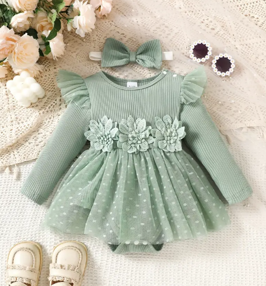 Romper met bloem & kant - groen