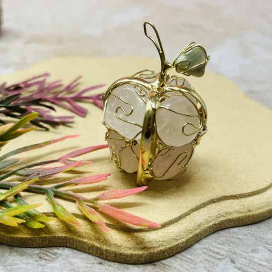 MANZANA DE LA ABUNDANCIA DE CUARZO ROSA