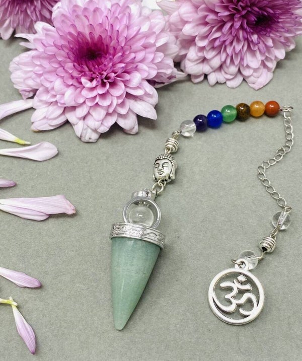 PÉNDULO DE VENTURINA VERDE CON CADENA PARA LOS 7 VÓRTICES ENERGÉTICOS