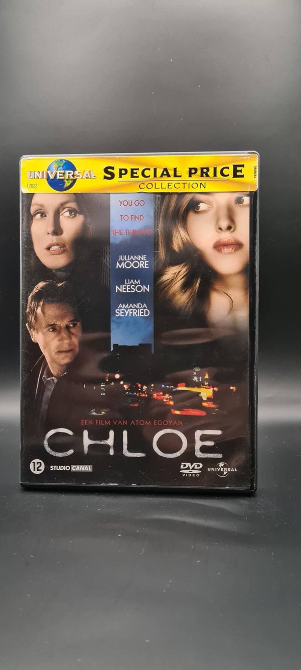 Chloé Liam Neeson