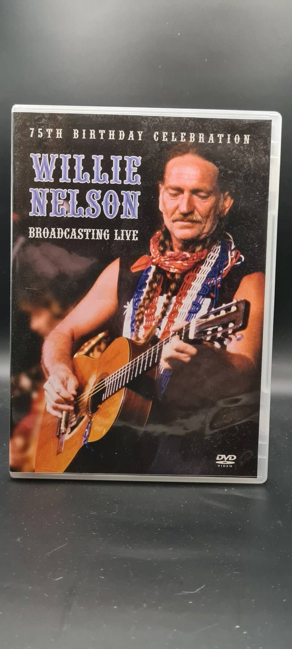 Willie Nelson Broadcasting Live