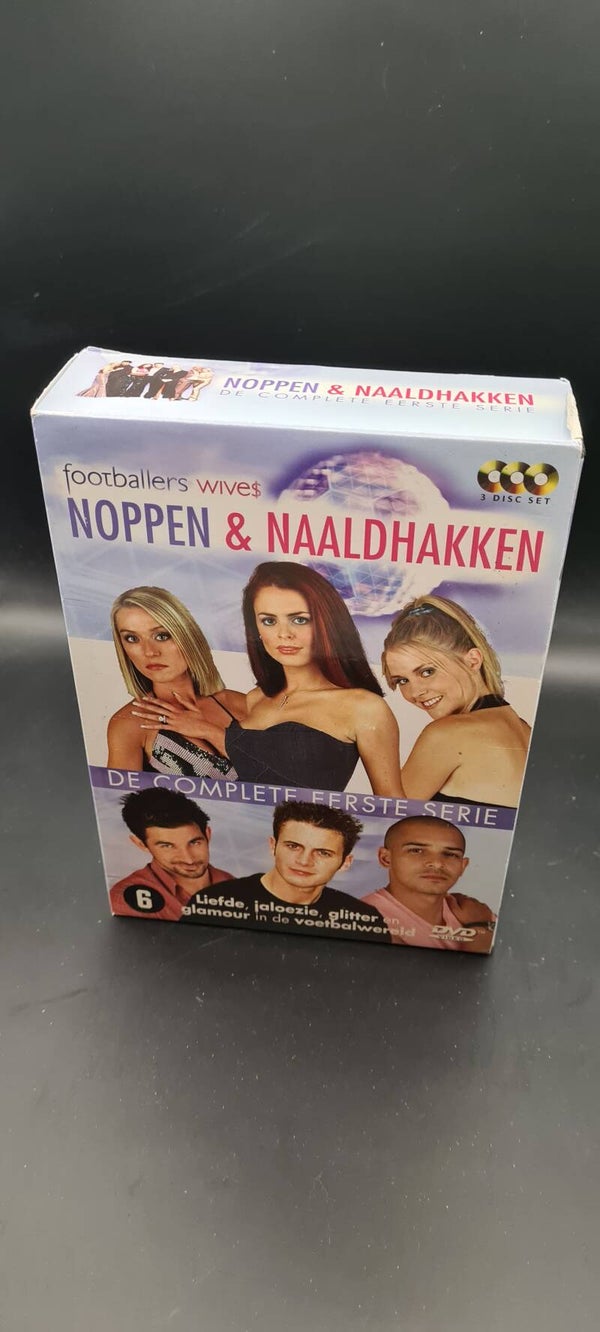 Noppen en Naaldhakken Seizoen 1