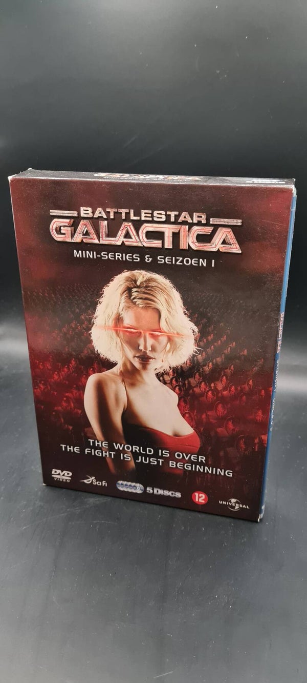 Battlestar Galactica Seizoen 1 en miniserie