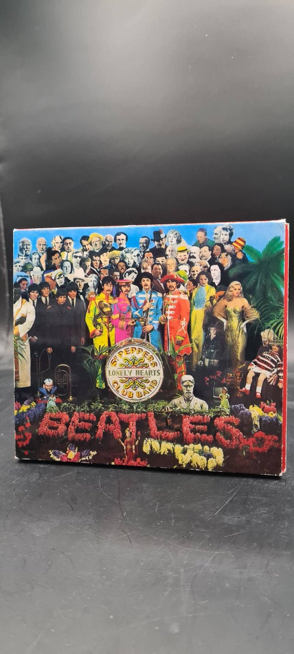 The Beatles Lonely Hearts (CD)