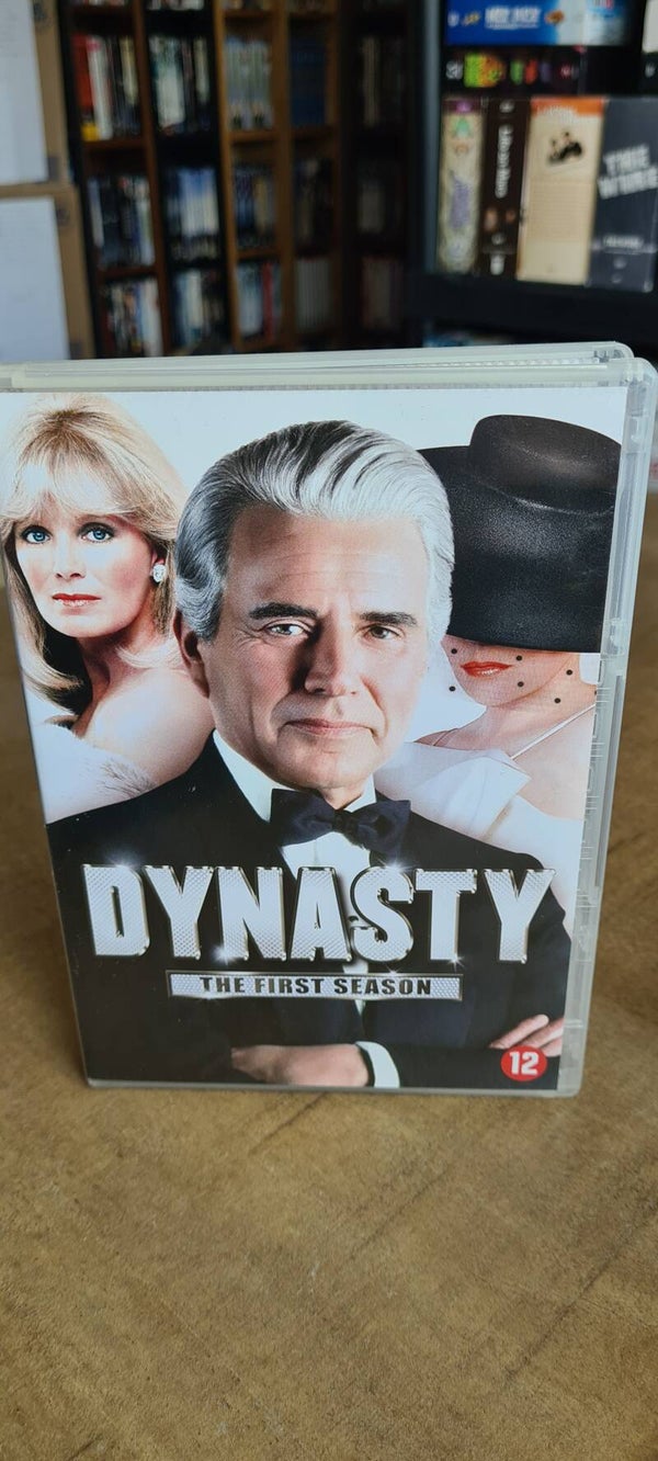 Dynasty Seizoen 1 (Nieuw toegevoegd item)