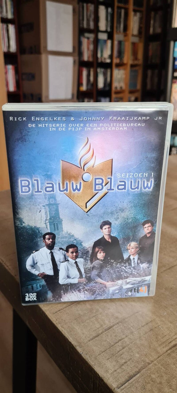 Blauw Blauw Seizoen 1 (Nieuw toegevoegd item)