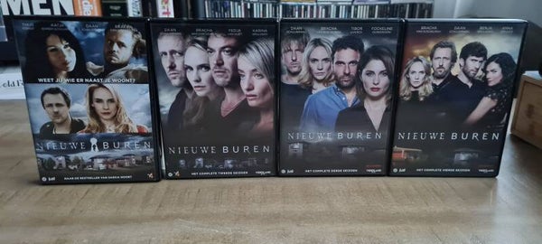 Nieuwe buren seizoen 1-4 Compleet (Nieuw toegevoegd item)