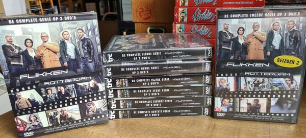 Flikken Rotterdam de gehele serie 1-8 (Augustus)