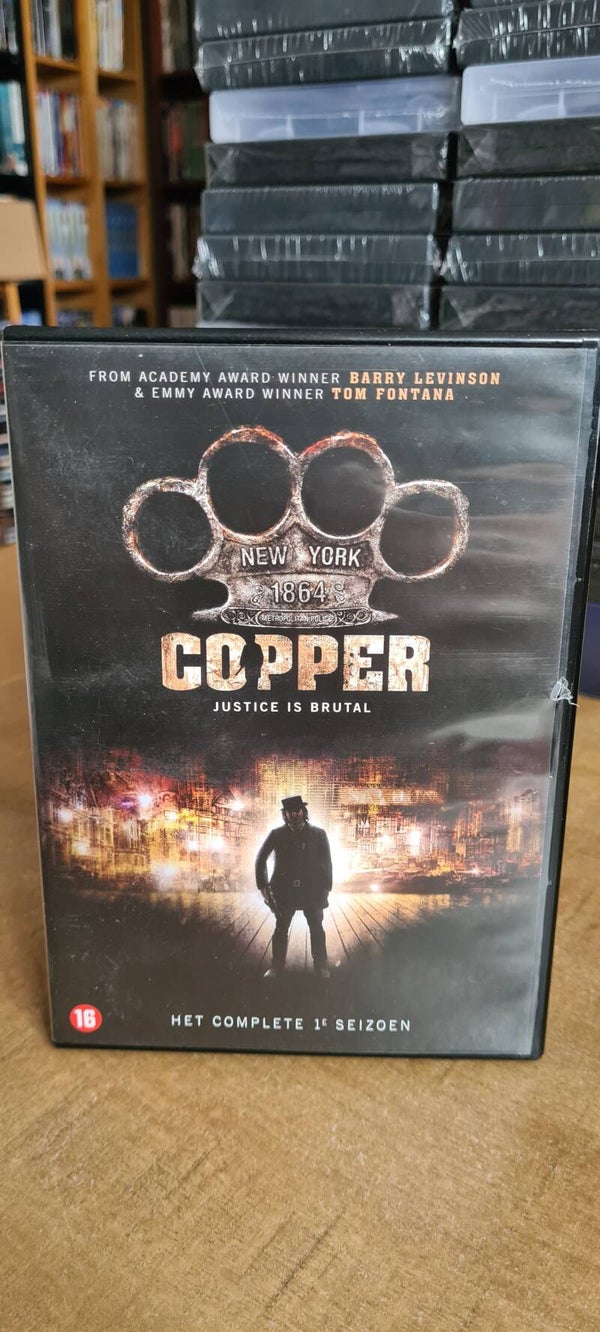 Copper Seizoen 1 (Augustus)