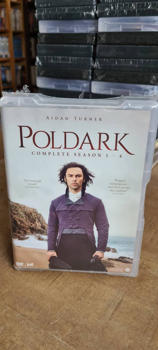 Poldark Seizoen 1-4 box (Augustus)