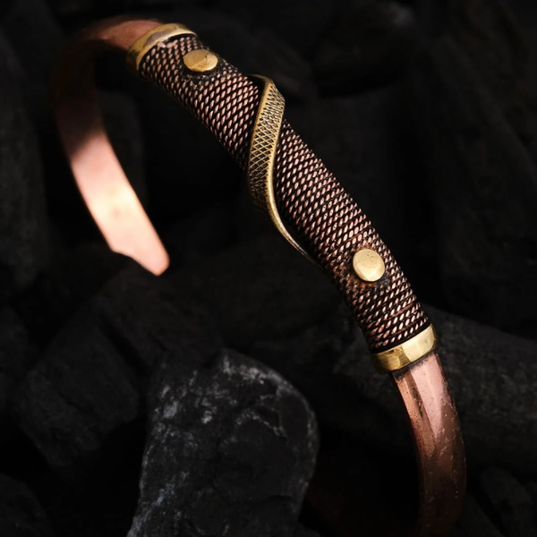 Beyza Copper Cuff Bracelet