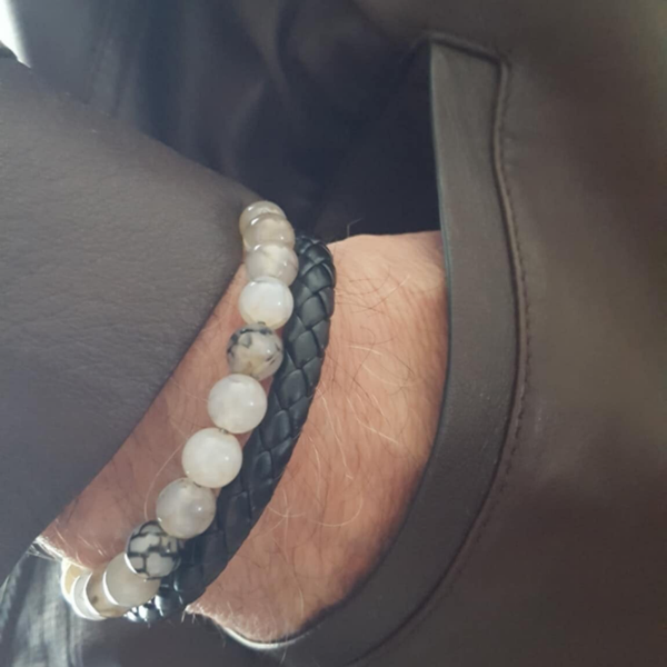 Natural Agate stone with woven Leather
