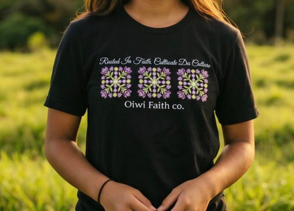 Crown Flower quilt-lei Tee