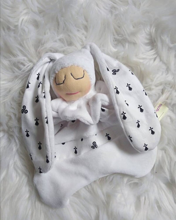 Doudou lapin Breton craquant et fait main