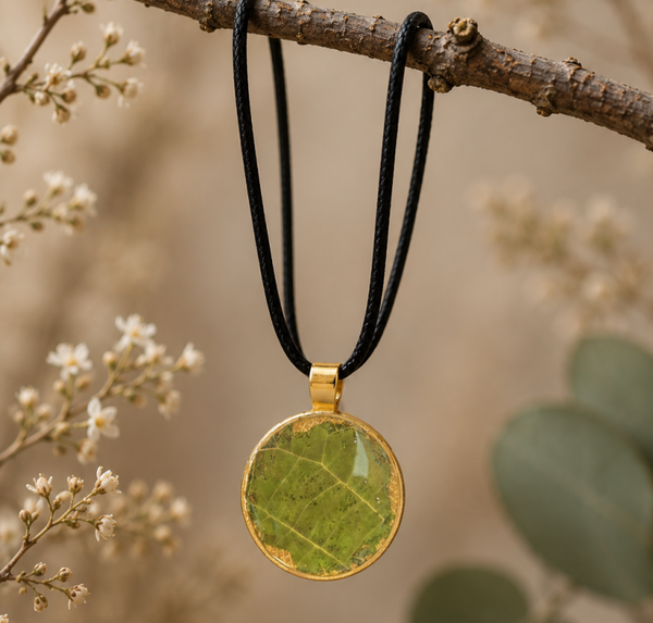 Whispering Leaf hanger