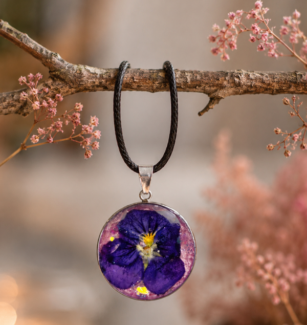 Wild Violet hanger