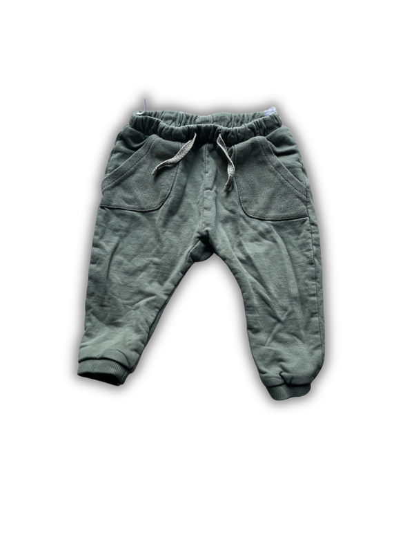 C&A Broek Maat 74 - 4405