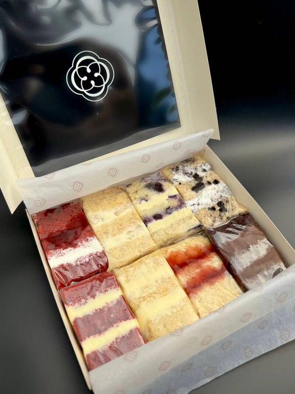 Signature flavours cake box