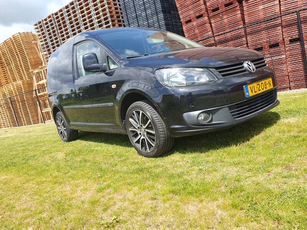 Vw caddy Bouwjaar 2015 zwart 1.6 tdi