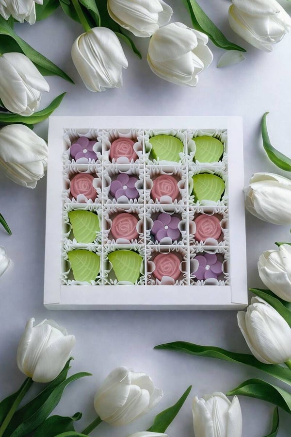 Wiosenna kolekcja pralinek 16 szt