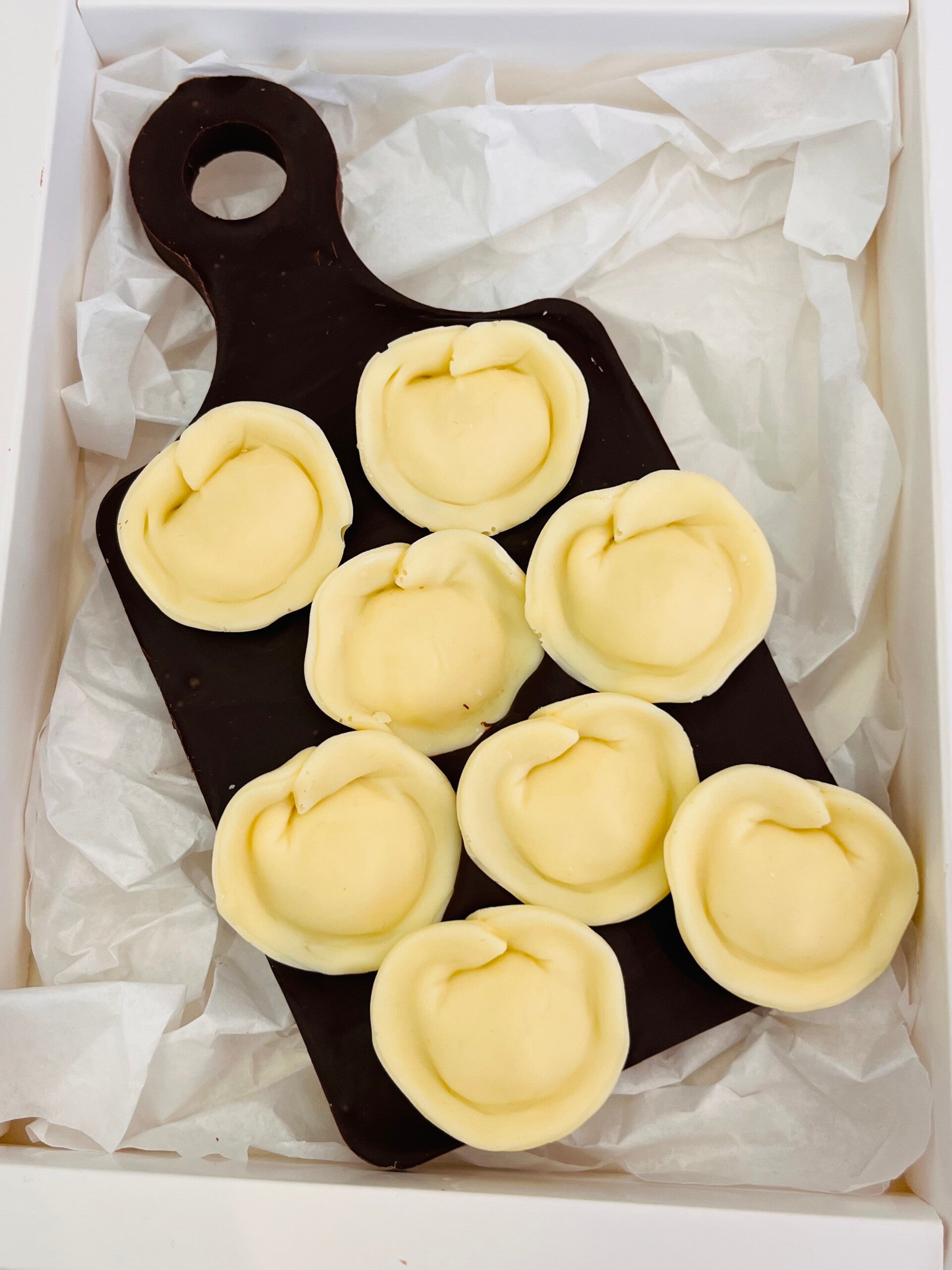 Deska czekoladowych pierogi (pielmieni)