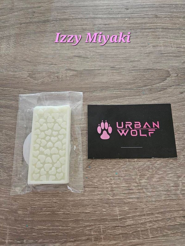 Izzy Miyaki wax melt bar 15g-20g