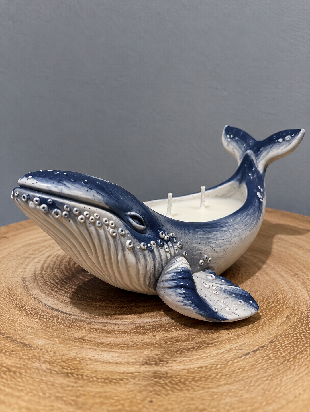 WHALE candle