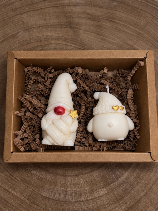 WINTER GONK & ROBIN candle