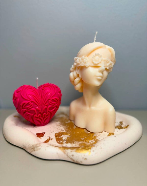 VALENTINES CANDLE GIFT BOX - lady