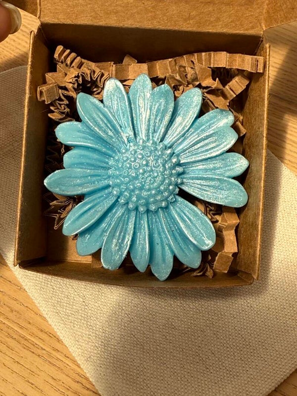 DAISY BLUE wax air freshener