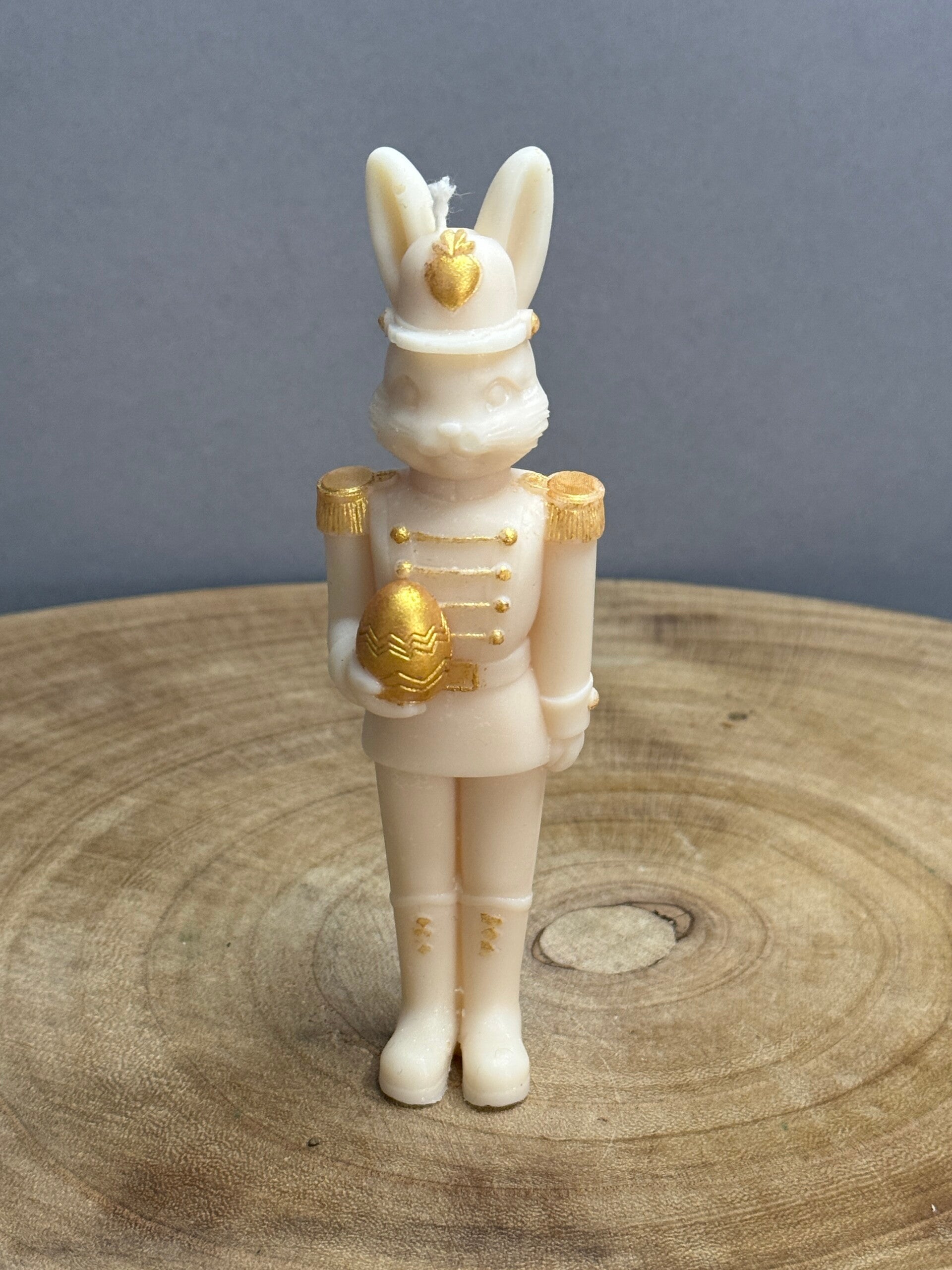 LE PETIT BUNNY SOLDIER candle SALE