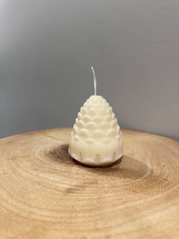 CHRISTMAS PINE CONE candle