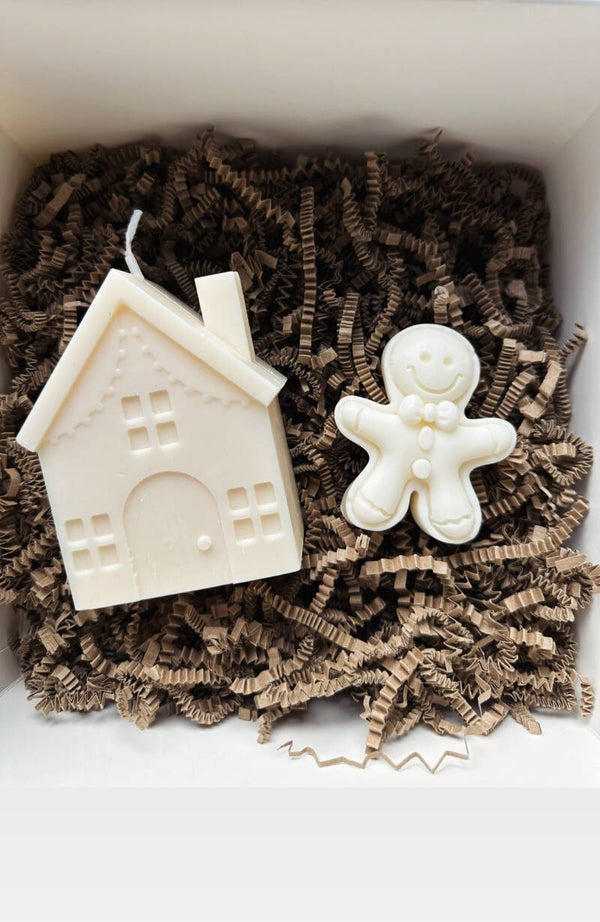 BOW GINGERBREAD MAN candle with house